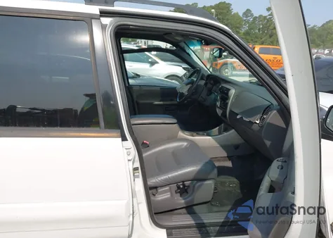 2002 Ford Explorer Sport Trac из США, поврежденный, VIN 1FMZU77EX2UD06359